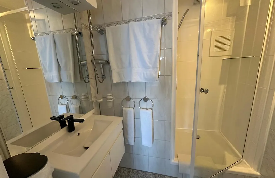 Hotel La Perla-1
